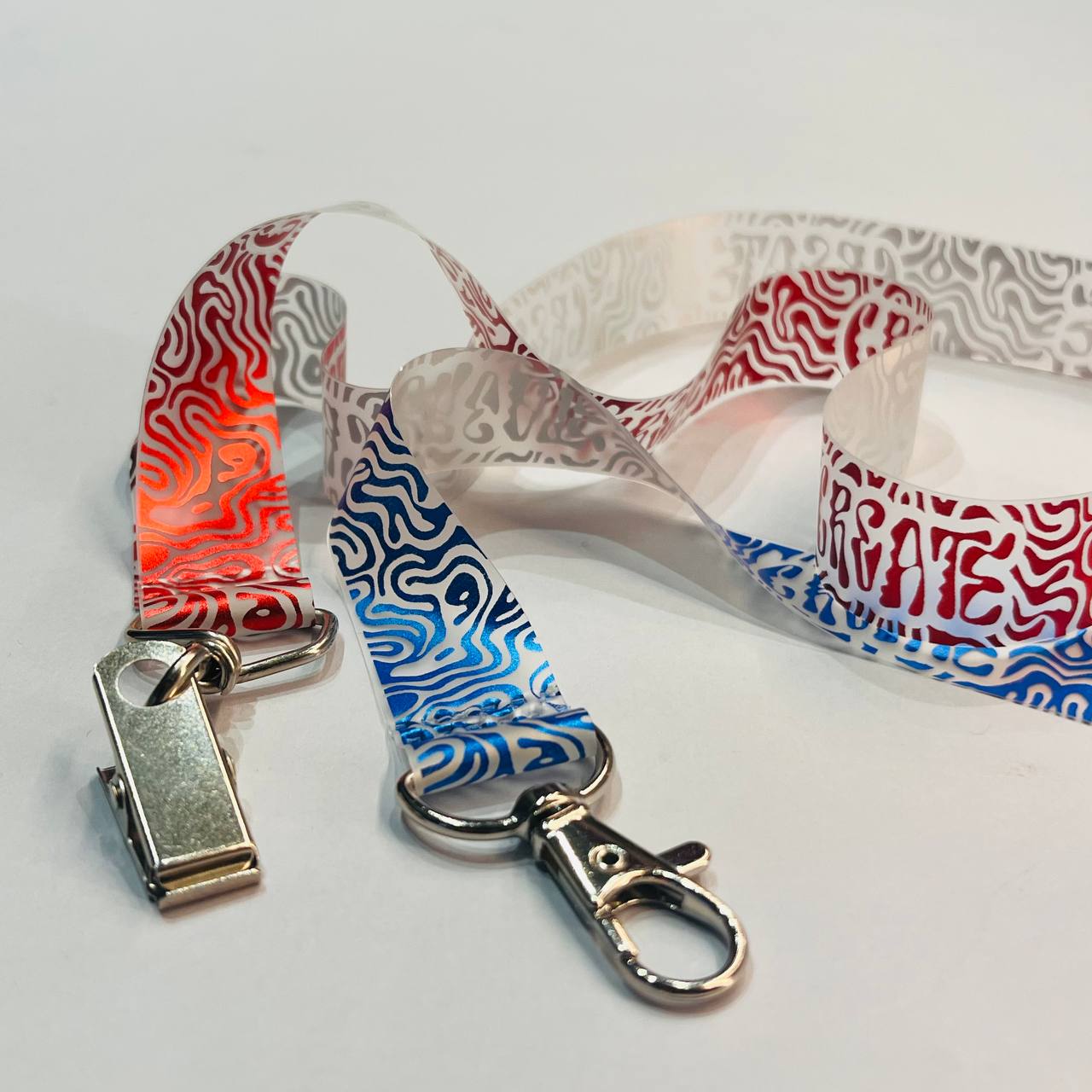 Прозраяная лента для бейджа Прозрачная лента для бейджа с логотипом и металлизированнмы нанесенем